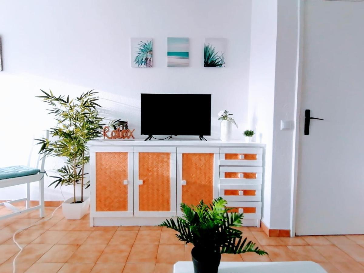 Lovely Apartment 500 M Walk To The Beach Portimao Exterior photo
